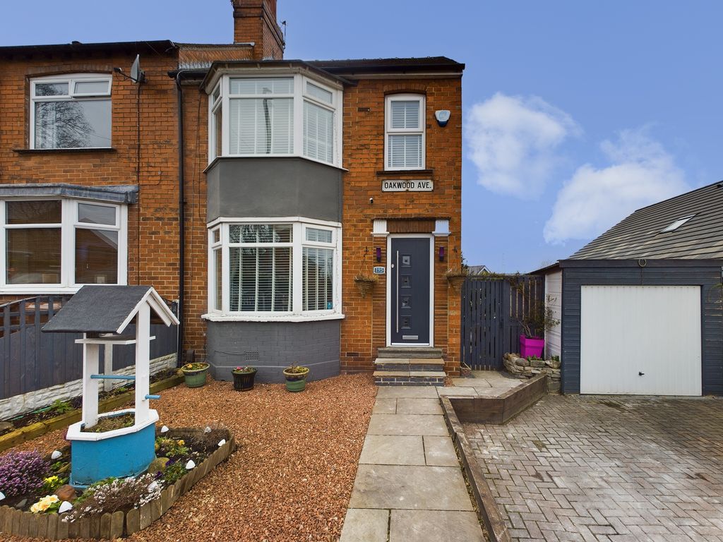 2 bed terraced house for sale in Oakwood Avenue, Wakefield WF2 Zoopla