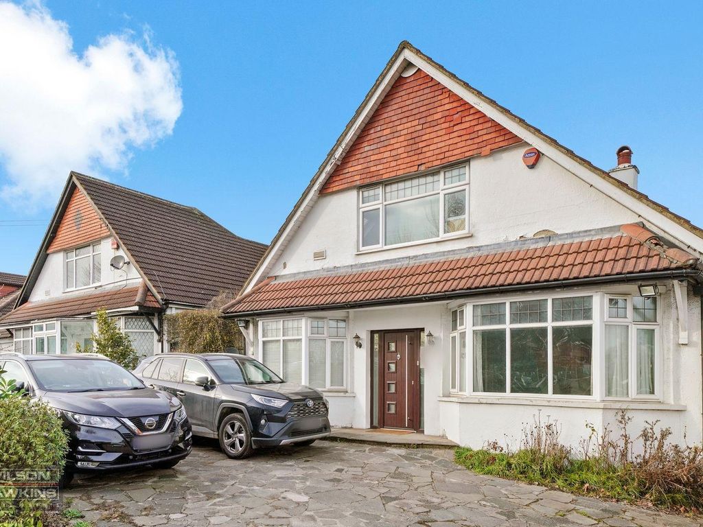 6 bed detached bungalow for sale in Kenton Road, HarrowOnTheHill, Harrow HA1 Zoopla