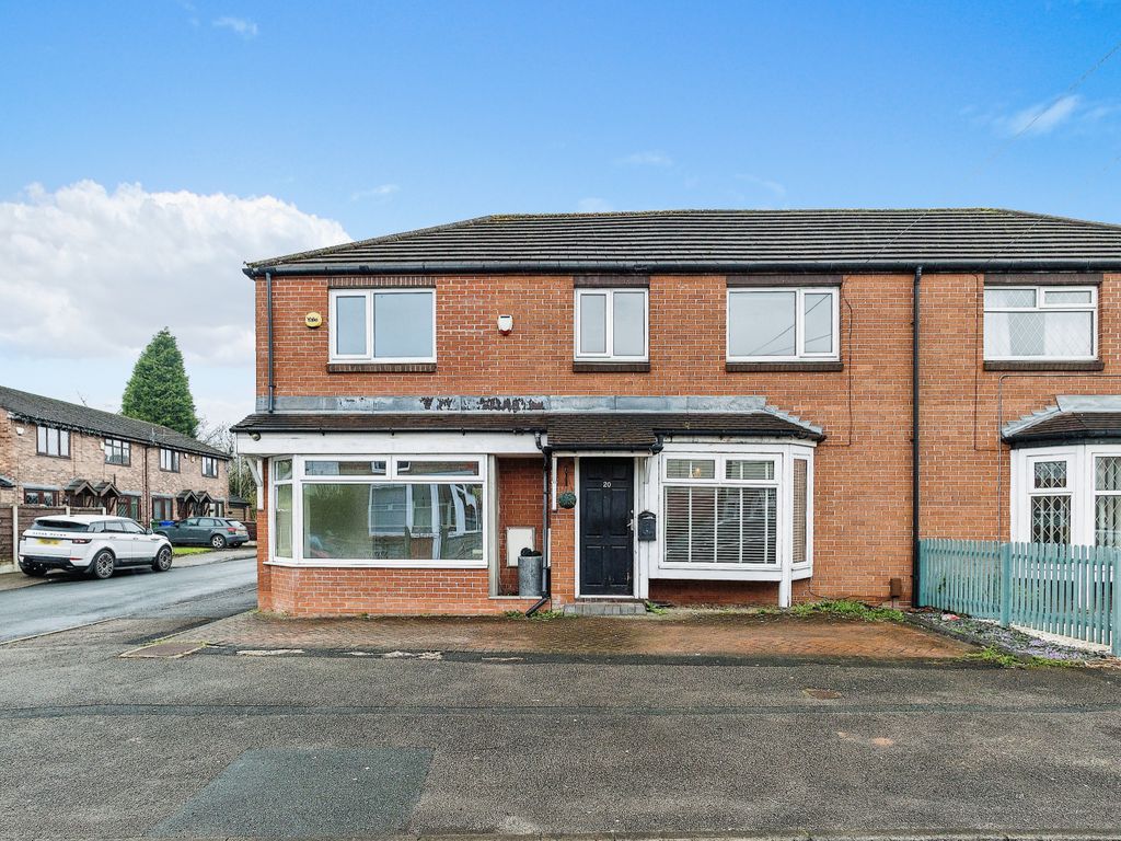 5 bed semidetached house for sale in Broomgrove Lane, Denton