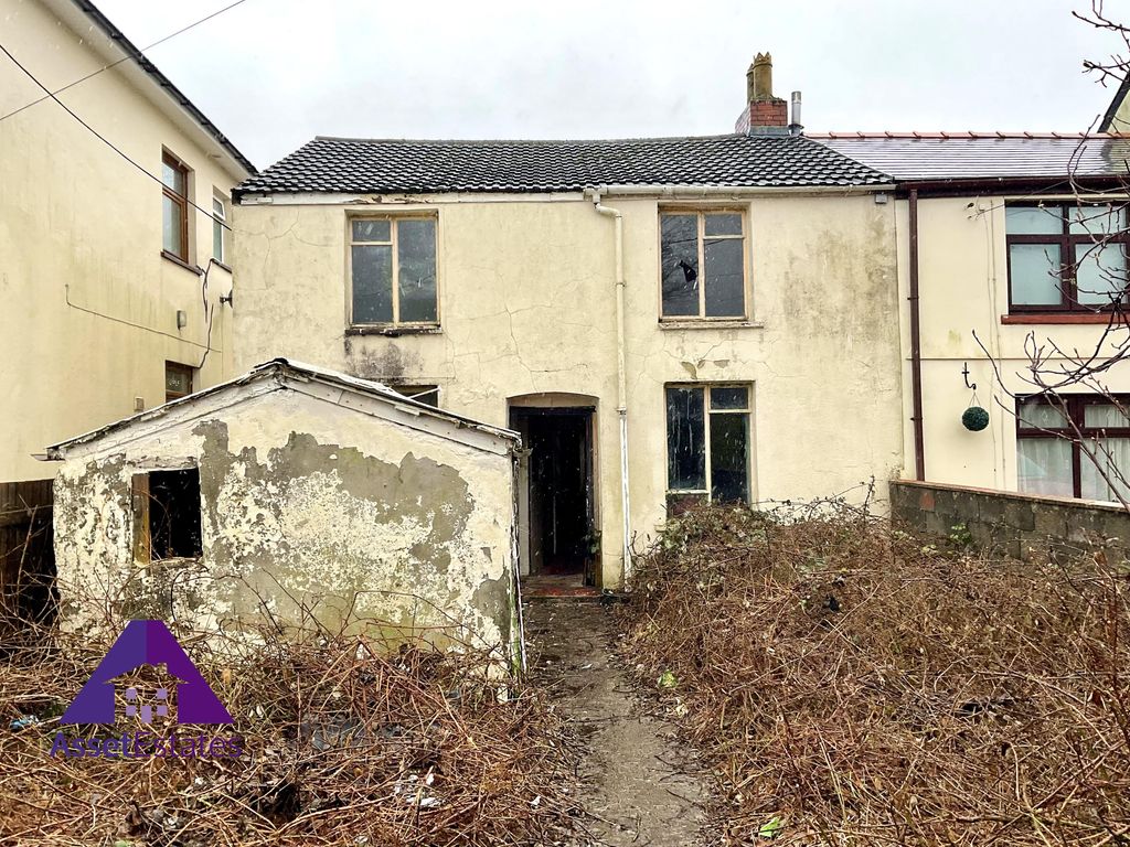 3 bed end terrace house for sale in Club Row, Blaina, Abertillery NP13