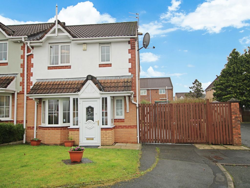 3 bed semidetached house for sale in Elterwater Road, Farnworth BL4, £