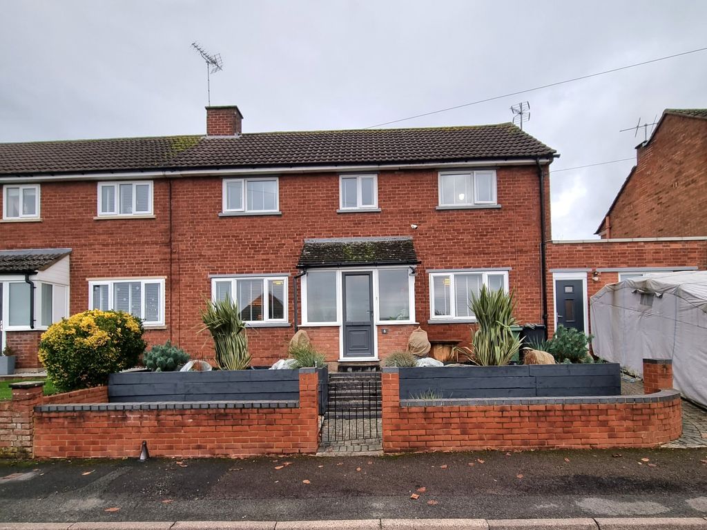 3 bed semidetached house for sale in Rissington Road, Tuffley, Gloucester, Gloucestershire GL4
