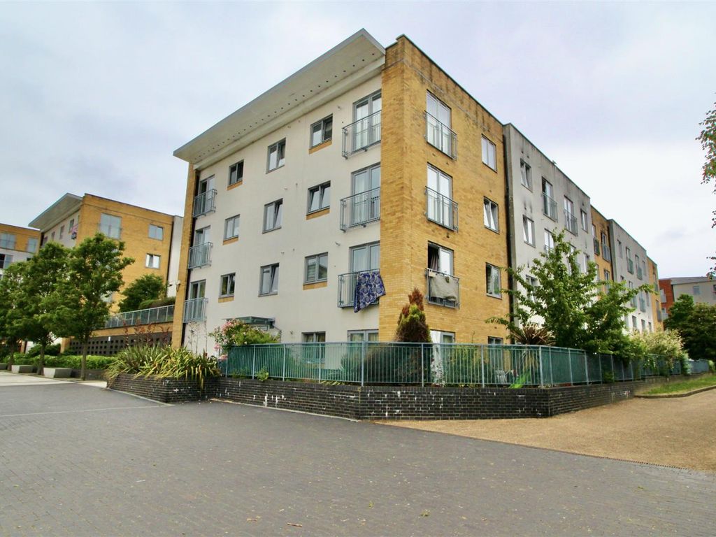 2 bed flat for sale in Middlewich House, Taywood Road, Northolt