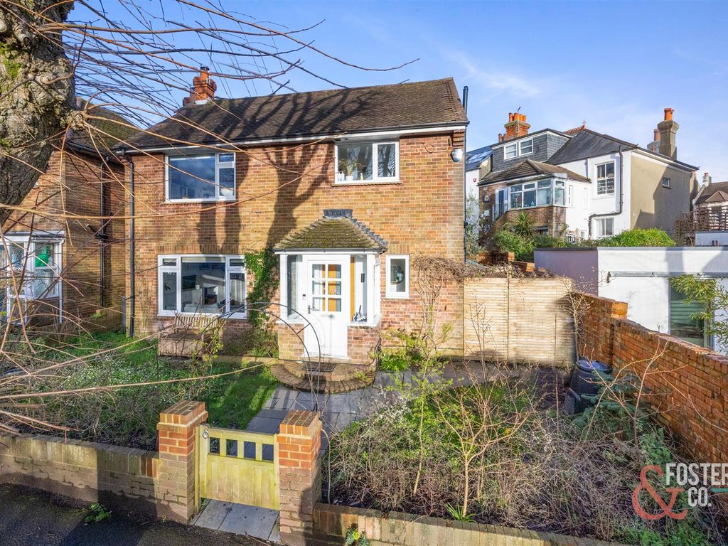 4 bed detached house for sale in Southdown Place, Brighton BN1, £