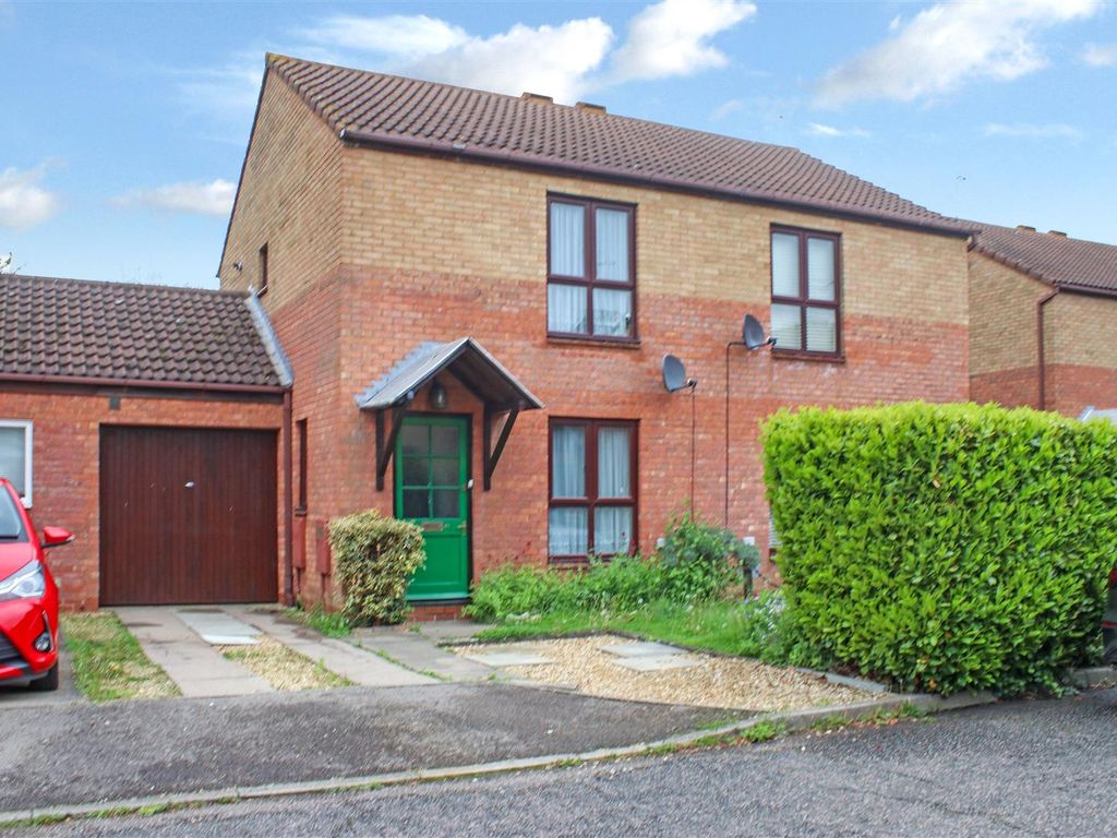 2 bed semidetached house for sale in Christian Court, Willen, Milton