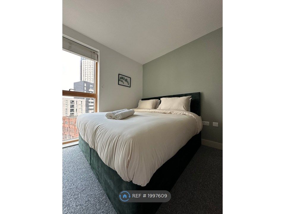 2 bed flat to rent in Water Street, Manchester M3, £3,467 pcm Zoopla