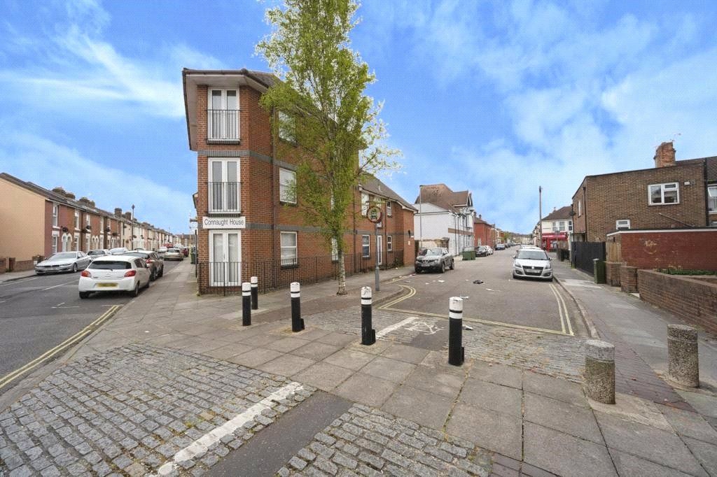 1 bed flat for sale in Guildford Road, Portsmouth PO1, £20,000 Zoopla