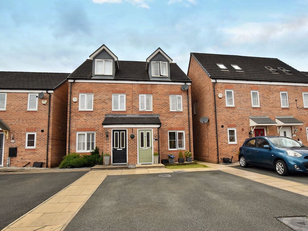 3 bed semidetached house for sale in Thor Drive, Whitworth, Rochdale, Rossendale OL12, £235,000