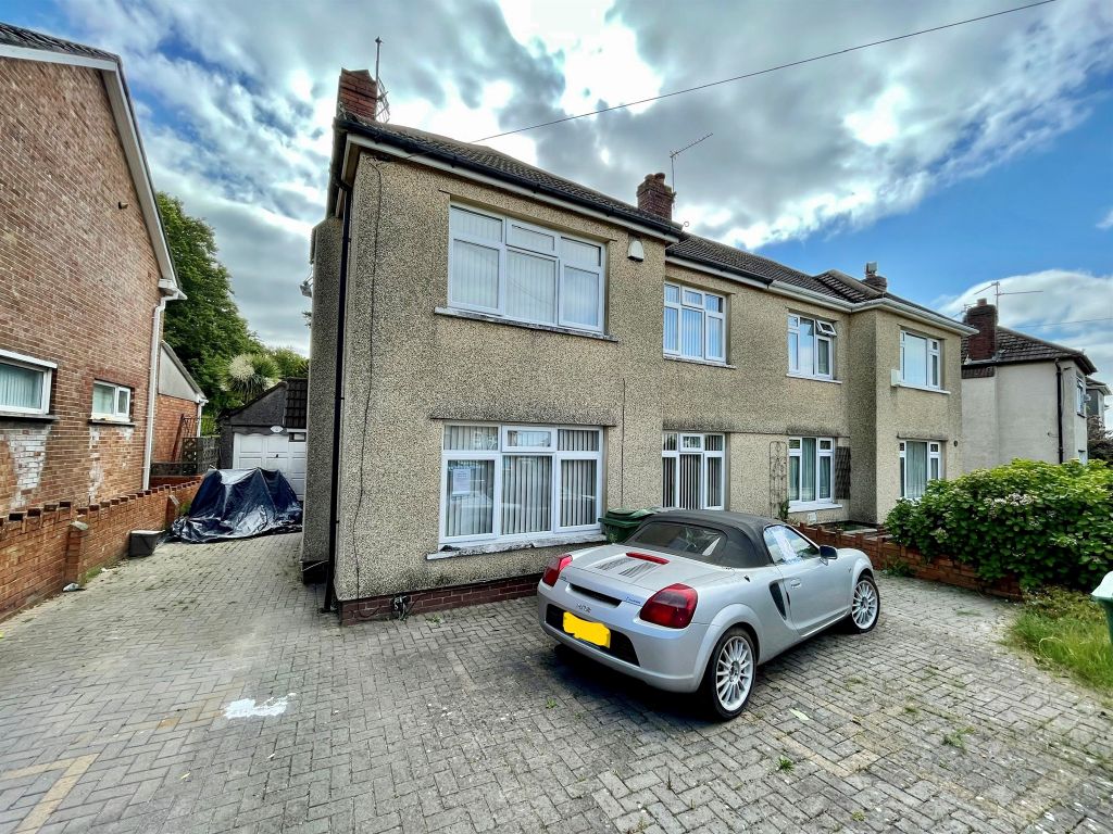 3 bed semidetached house for sale in Elgar Crescent, Llanrumney
