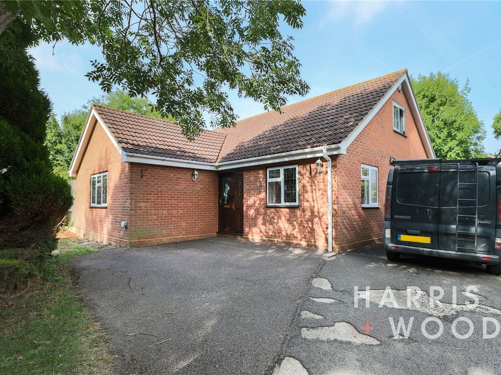4 bed bungalow for sale in Maldon Road, Witham, Essex CM8 Zoopla