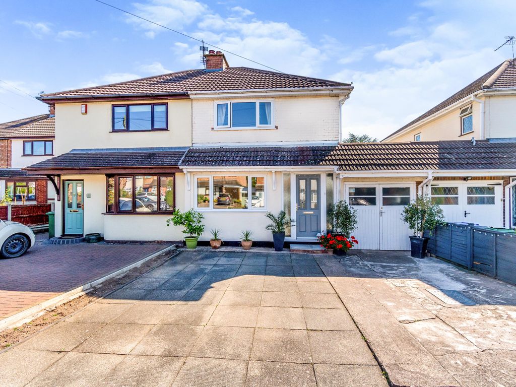 2 bed semidetached house for sale in Downie Road, Wolverhampton WV8 Zoopla