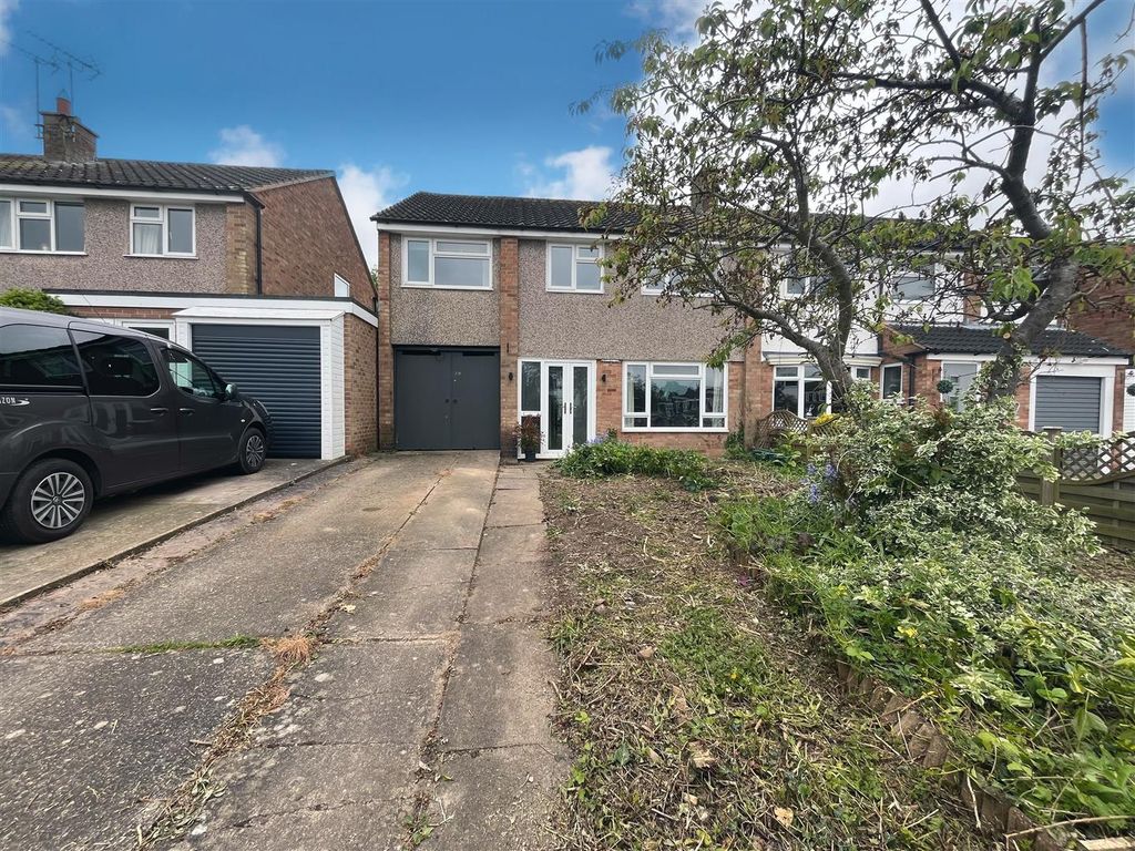 4 bed semidetached house for sale in Tudor Drive, Cosby, Leicester LE9