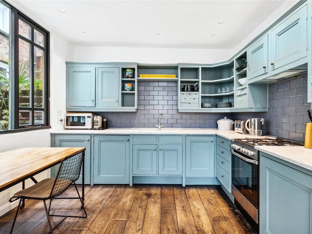 3 bed flat for sale in Portobello Road, London W10 Zoopla