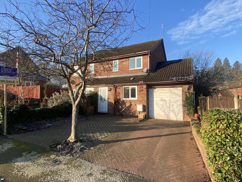 3 bed semidetached house for sale in Hanley, Davenham Close, Malvern