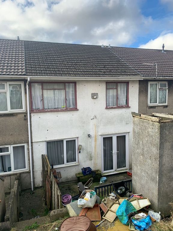 4 bed terraced house for sale in 49 Forsythia Close, Risca, Newport