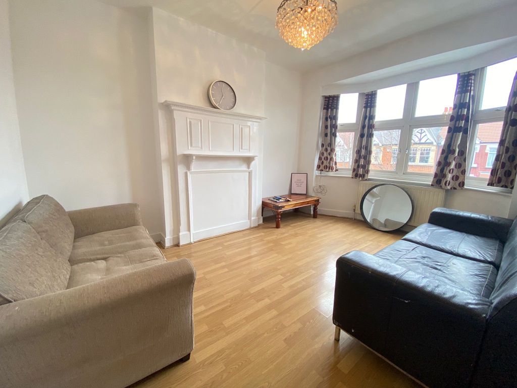 2 bed flat to rent in Ealing Park Mansions, South Ealing Road, London W5 Zoopla