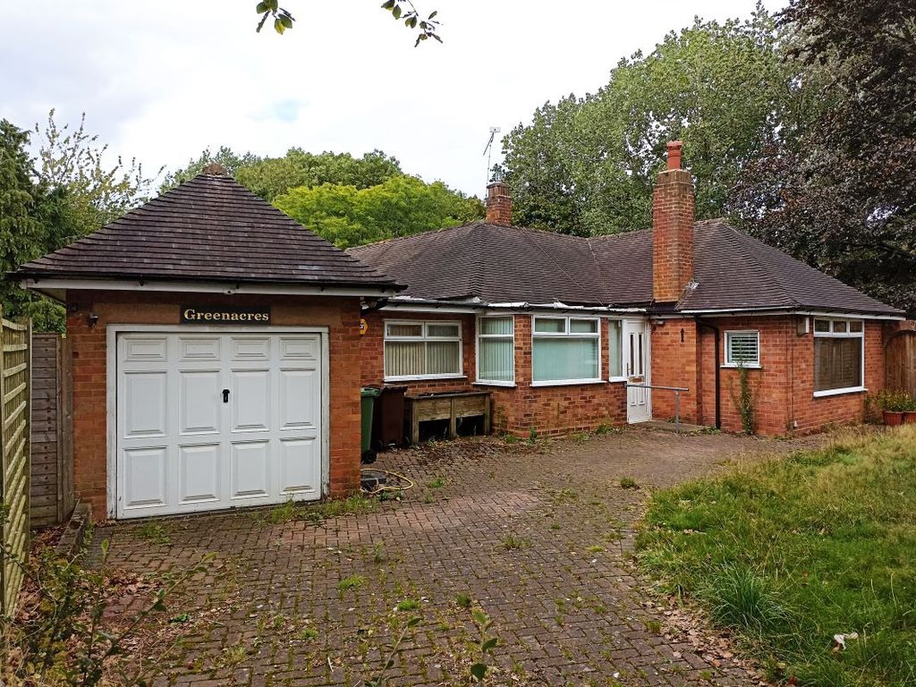 3 bed bungalow for sale in Greenacres, Wood Lane, Marston Green