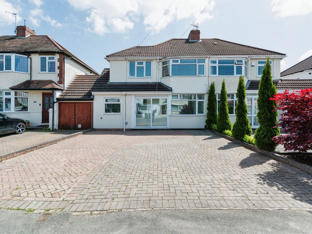4 bed semidetached house for sale in Yoxall Road, Shirley, Solihull