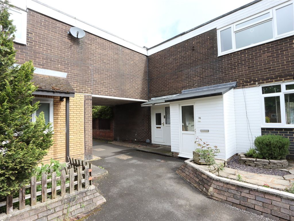 2 bed end terrace house to rent in Kingsley Road, Farnborough