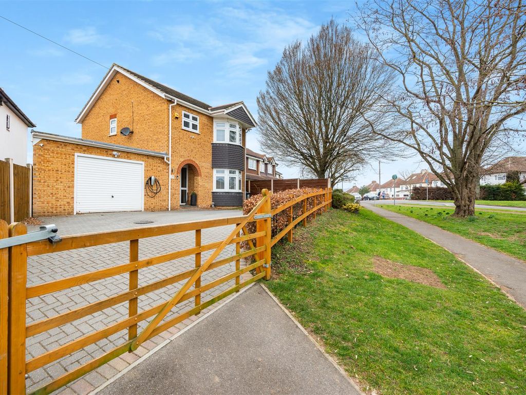 2 bed detached house for sale in Lunsford Lane, Larkfield ME20 Zoopla