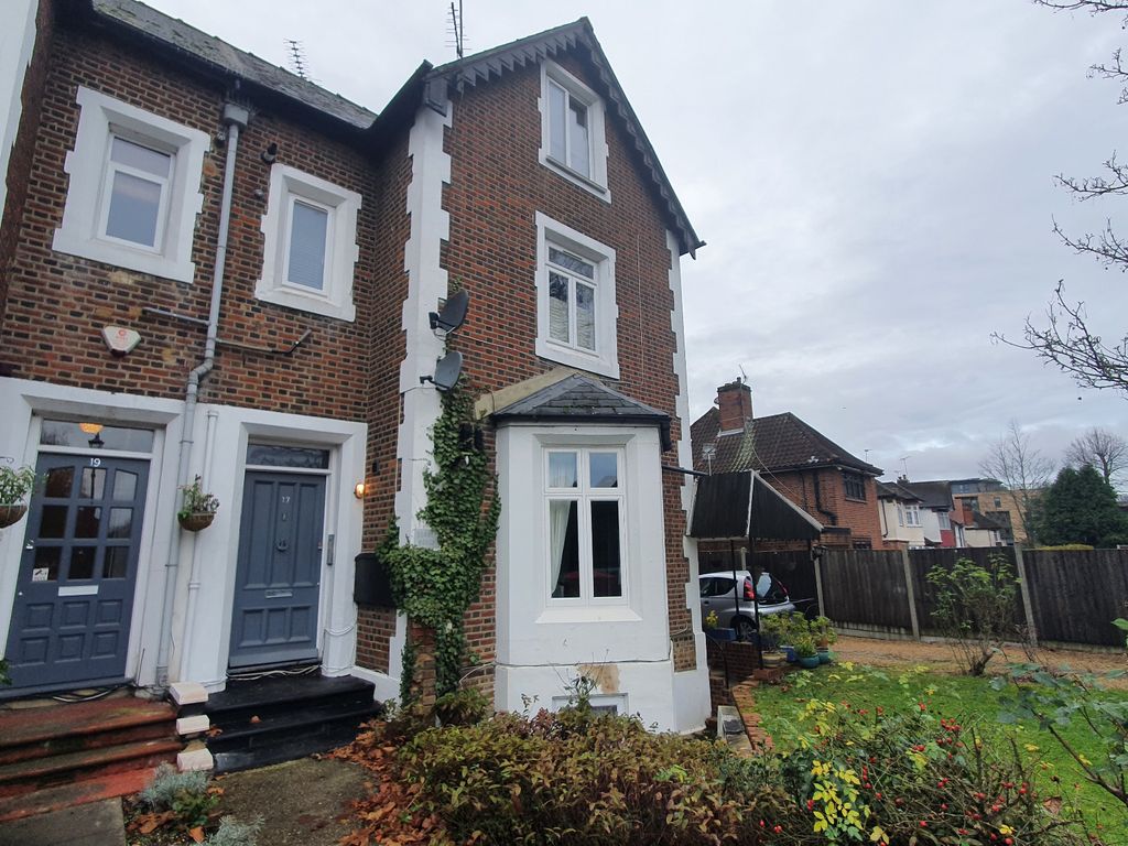Studio for sale in Upton Park, Slough SL1, £139,950 Zoopla