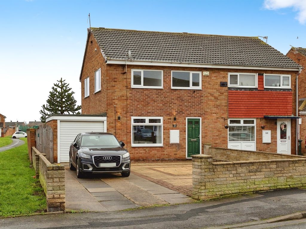 3 bed semidetached house for sale in Westminster Close, Eston