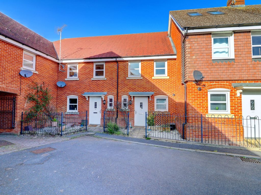 2 bed terraced house for sale in School Close, Downley, High