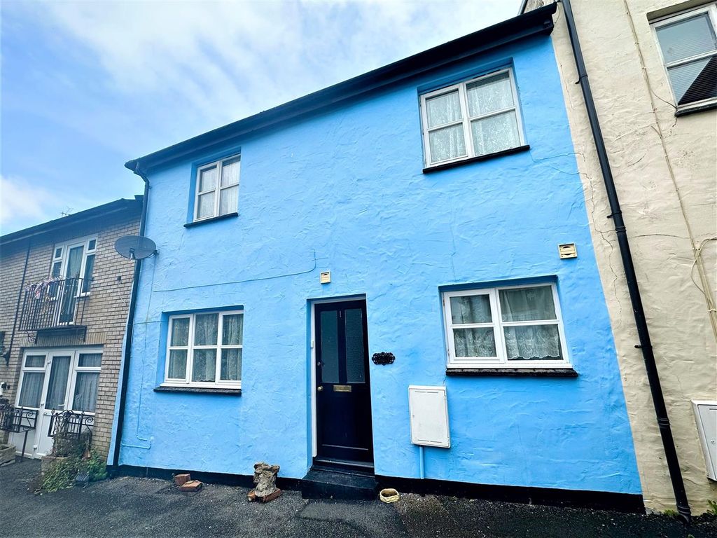 2 bed terraced house for sale in Old Blacksmith Cottages, High Street