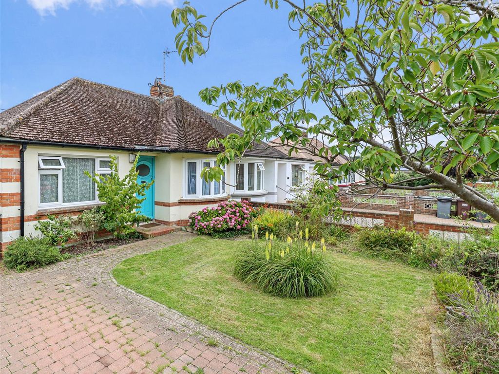 2 bed semidetached bungalow for sale in Northern Avenue, Polegate BN26