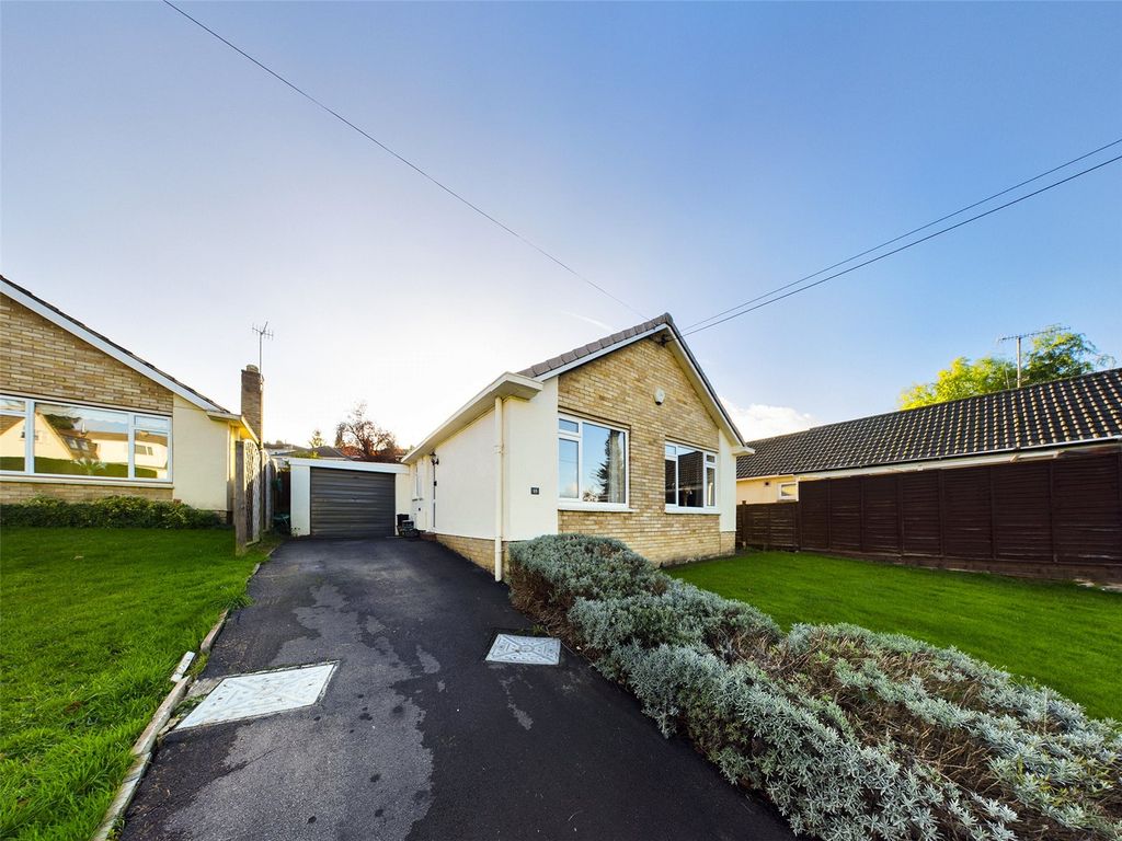 2 bed bungalow for sale in Warwick Close, Stroud, Gloucestershire GL5 Zoopla