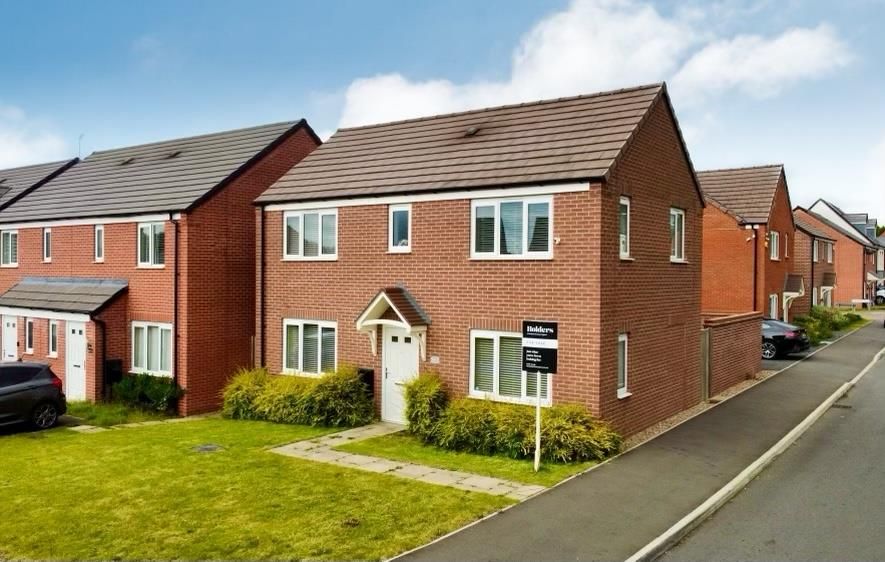 3 bed detached house for sale in Woodpecker Way, Shepshed, Loughborough