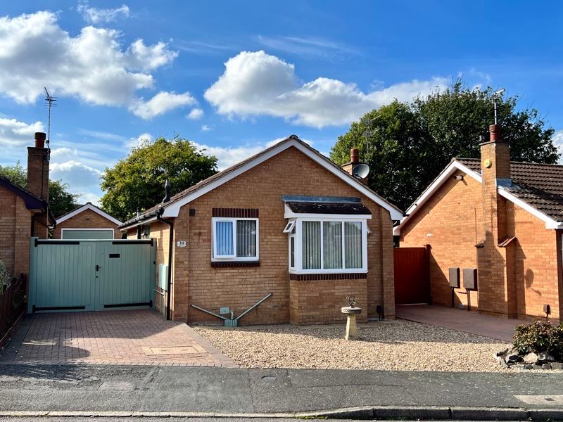 2 bed detached bungalow for sale in Quantock Rise, Shepshed, Loughborough LE12, £245,000 Zoopla