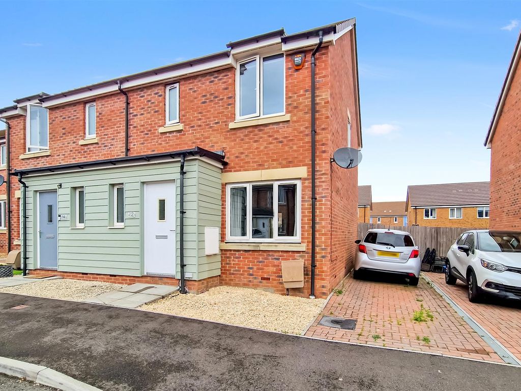 3 bed semidetached house for sale in Leonides Avenue, WestonSuper