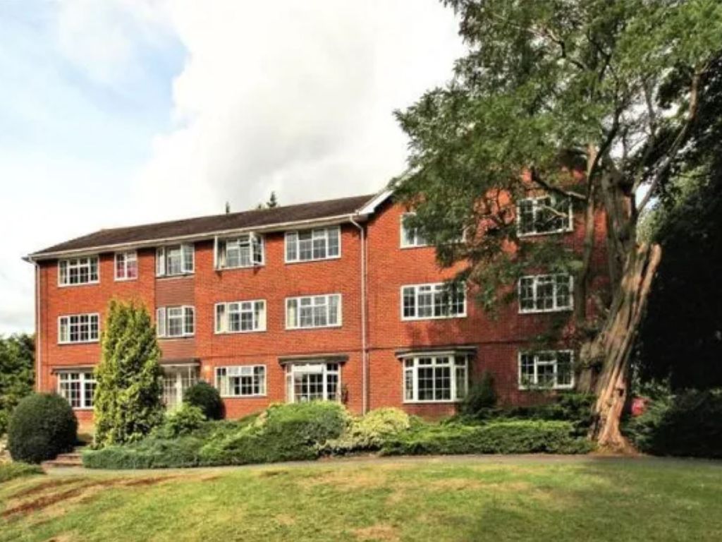 Room to rent in Brooklyn Court, Woking GU22 Zoopla