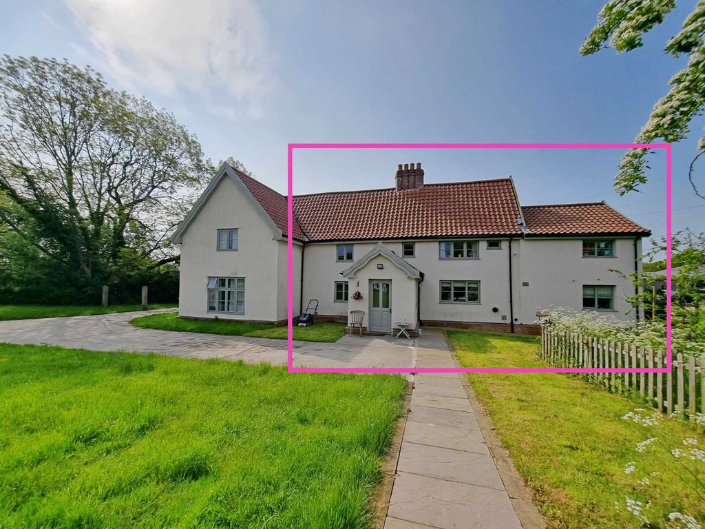 3 bed farmhouse to rent in Bramford Tye, Ipswich IP8 Zoopla