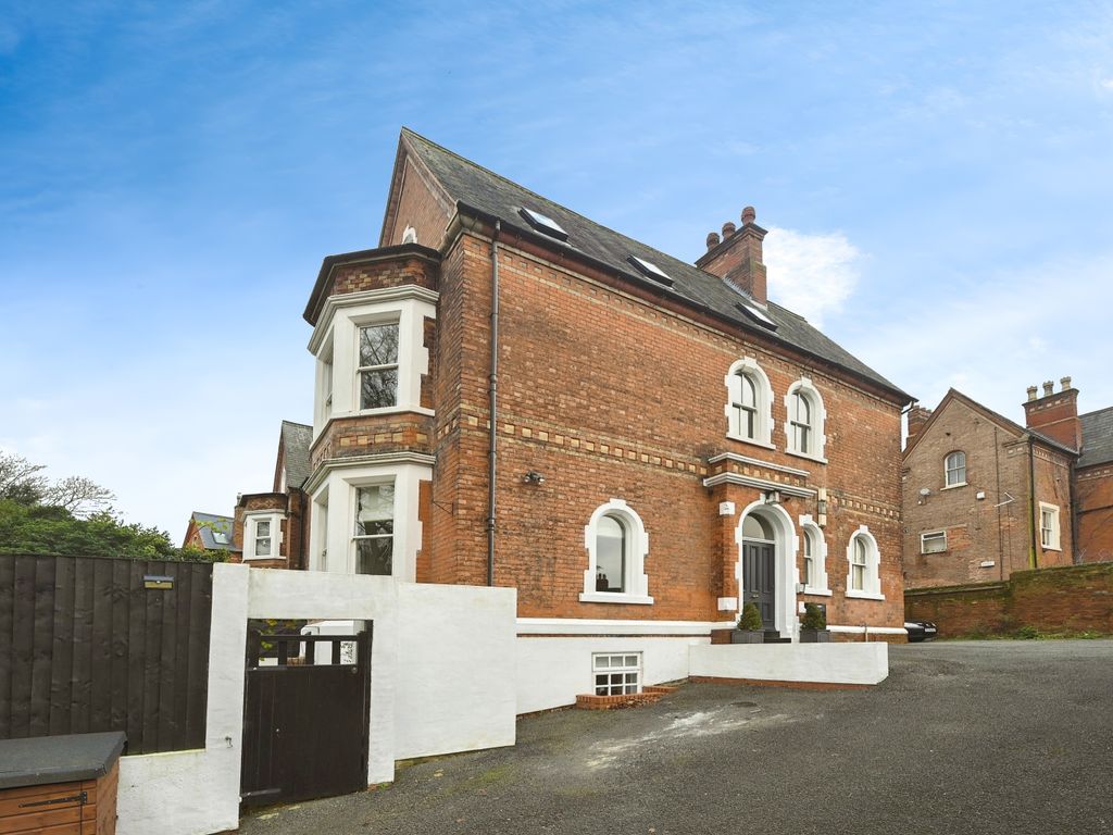 2 bed flat for sale in Lenton Road, The Park, Nottingham