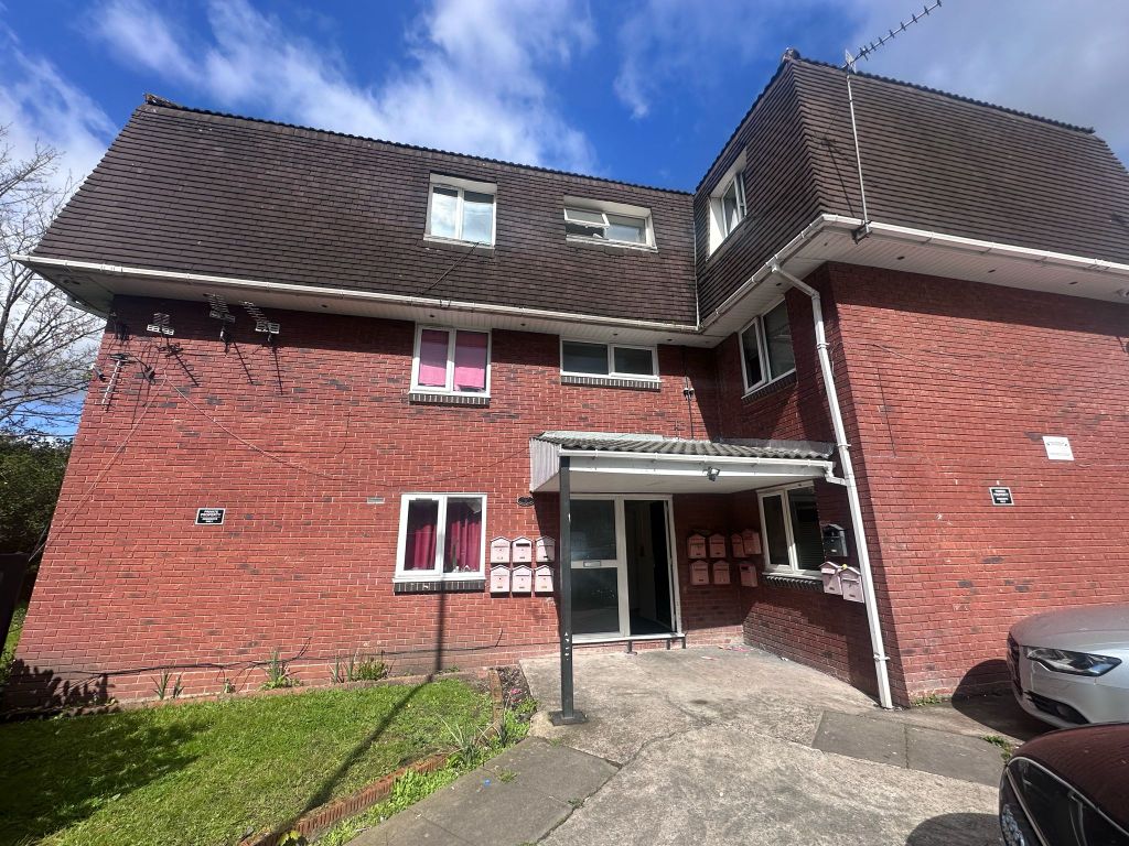 Studio to rent in Croft Street, Willenhall WV13, £550 pcm Zoopla