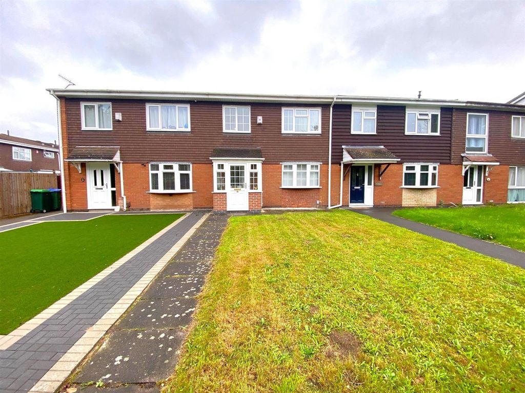 3 bed property to rent in Butterfly Way, Cradley Heath B64, £850 pcm