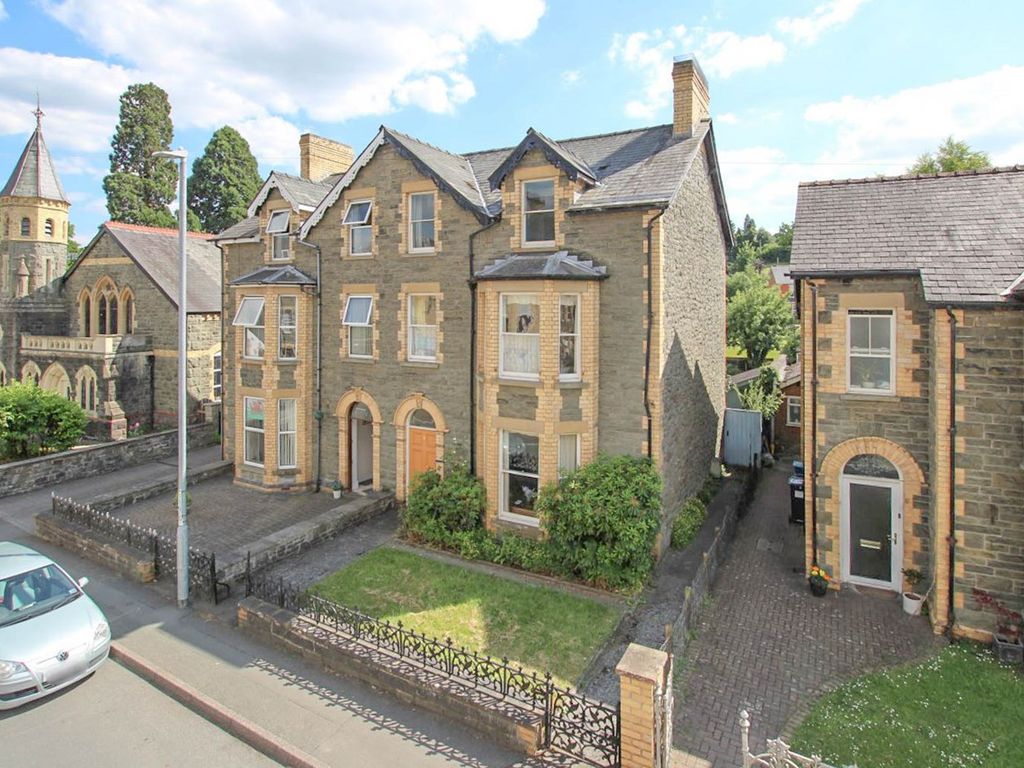 6 bed semidetached house for sale in Garth Road, Builth Wells LD2 Zoopla