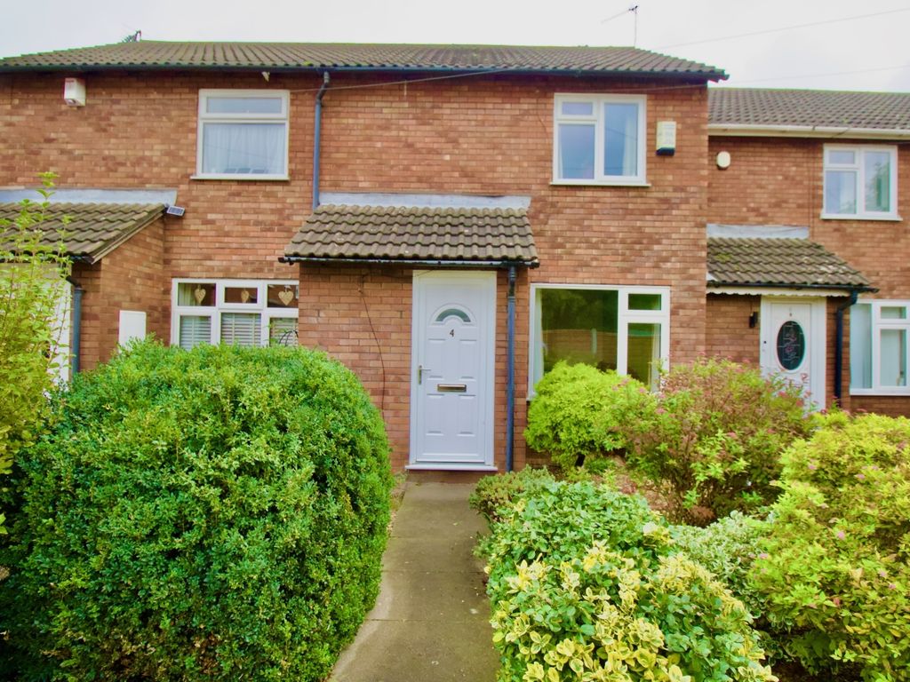 2 bed town house for sale in Welham Walk, Leicester, Leicestershire LE4