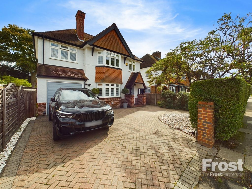 4 bed detached house for sale in Village Way, Ashford, Surrey TW15, £