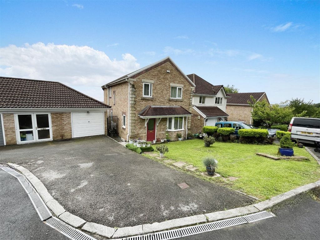 4 bed detached house for sale in Cae Canol, Baglan, Port Talbot SA12, £