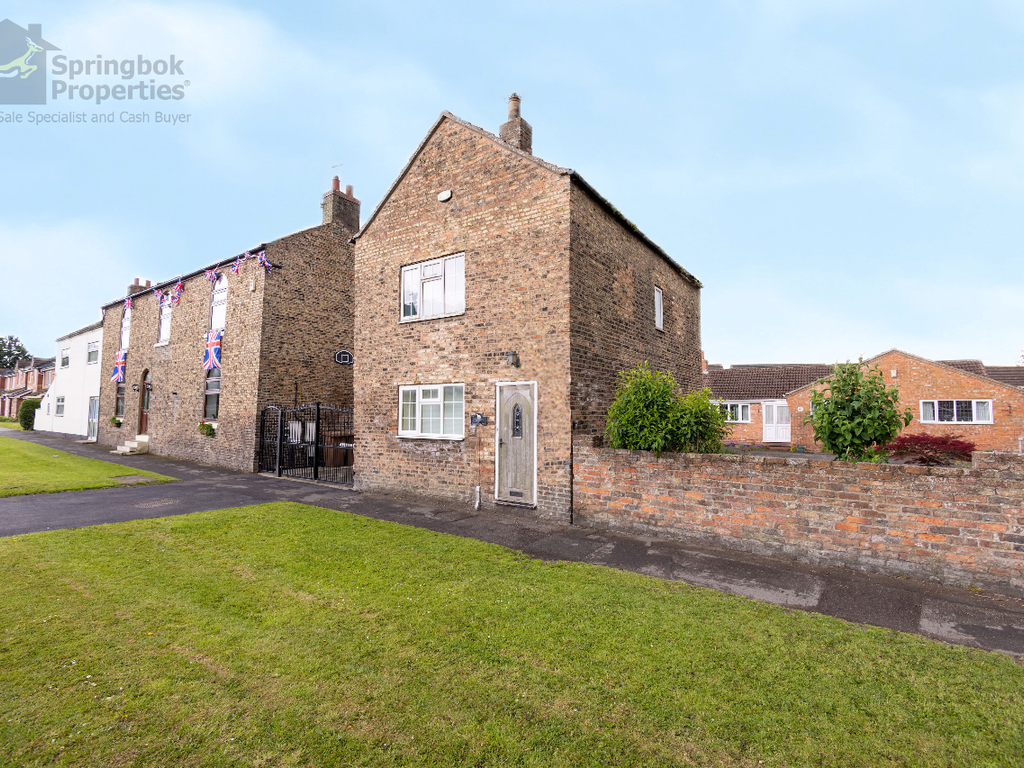 2 bed detached house for sale in Cowick Road, Goole, North Humberside