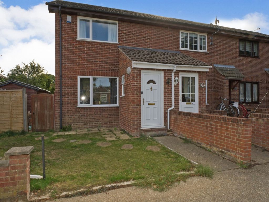 2 bed semidetached house for sale in Hadfield Road, North Walsham NR28
