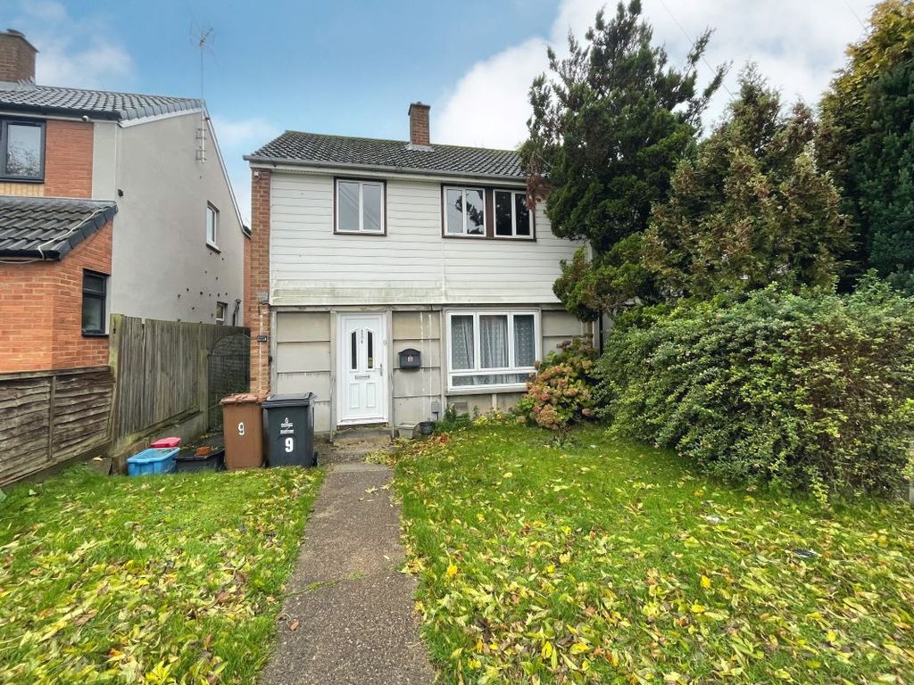 3 bed end terrace house for sale in 9 Poppy Mead, Stevenage