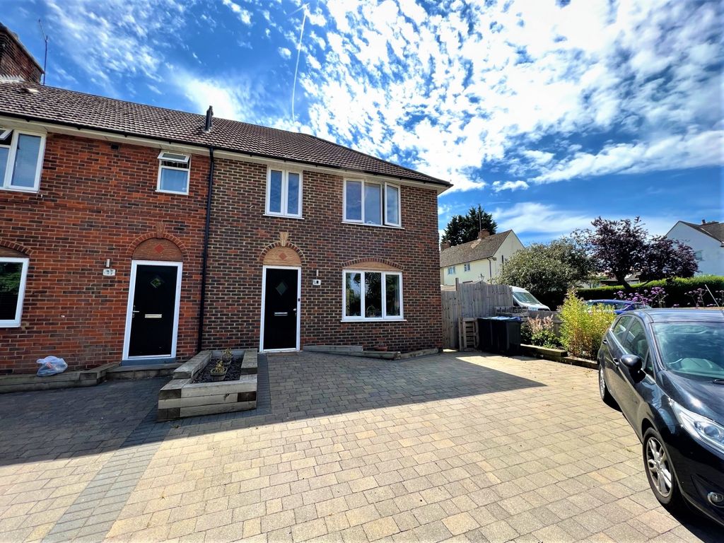 3 bed end terrace house for sale in Station Road, Watton At Stone