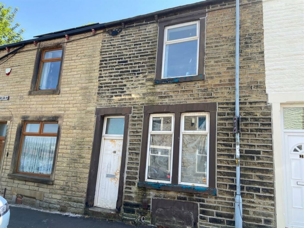 2 bed terraced house for sale in Raglan Road, Burnley BB11 Zoopla