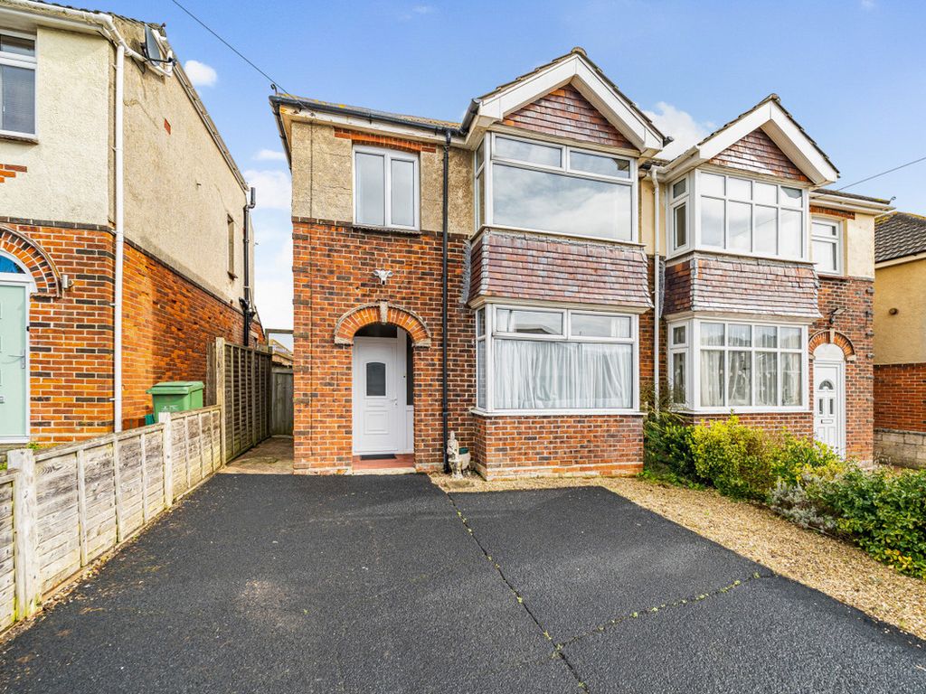 4 bed semidetached house for sale in Chickerell Road, Weymouth DT4, £