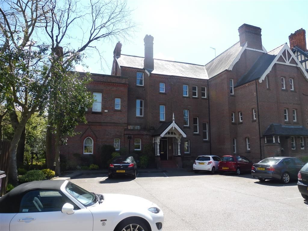 2 bed flat to rent in Ullet Road, Sefton Park, Liverpool L17, £900 pcm