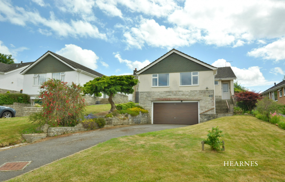 3 bed detached bungalow for sale in Lacy Drive, Wimborne BH21, £525,000